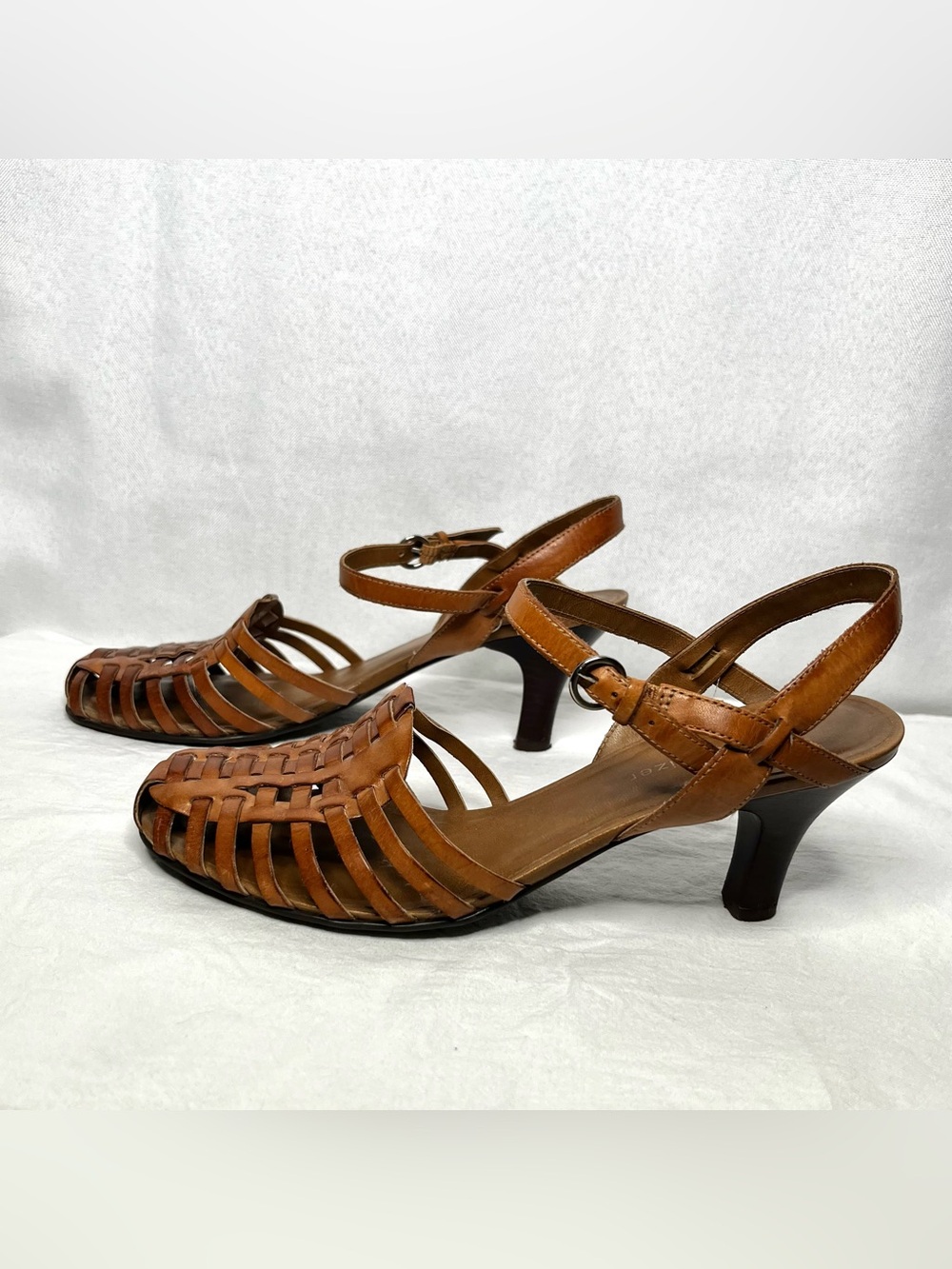 ✨ Naturalizer Leather Woven Huarache Kitten Heel Sandals Brown Size 8